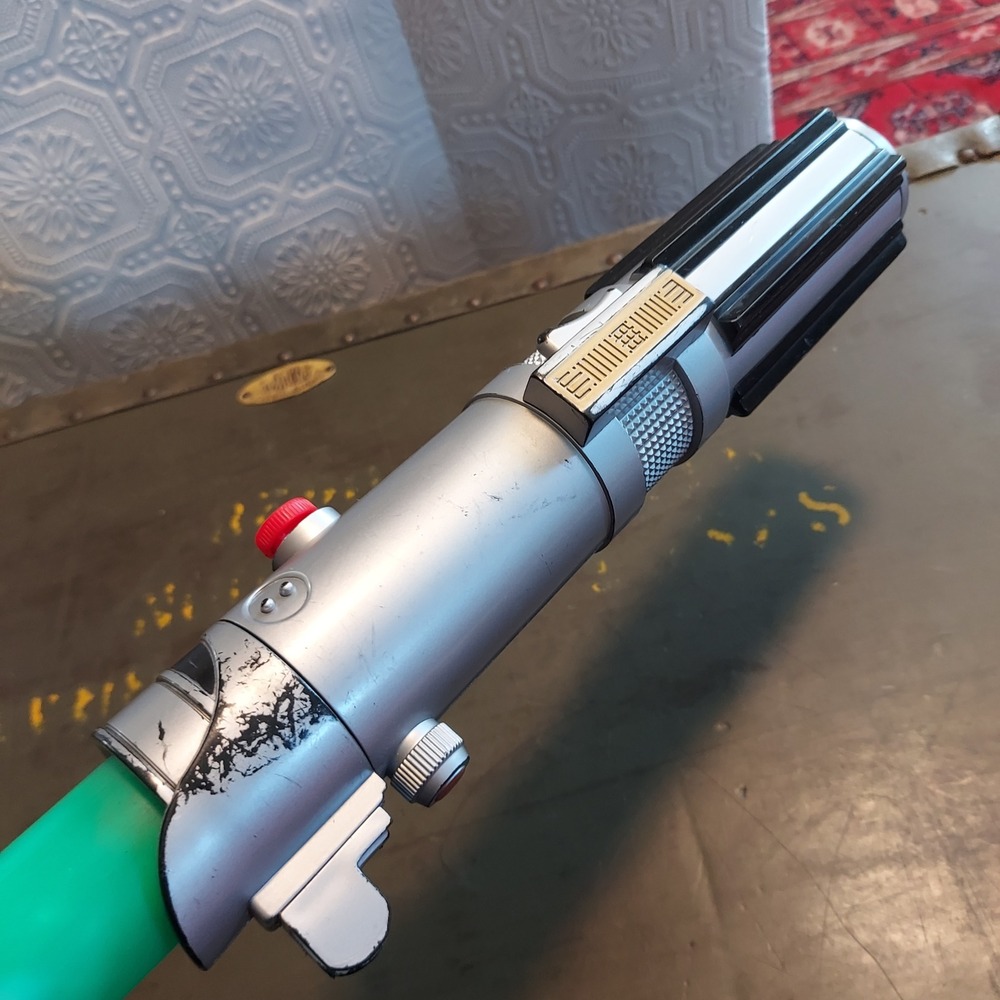 Star Wars Hasbro 2004 Luke Skywalker Green Lightsaber Collapsible Toy 53061 - Picture 4 of 6